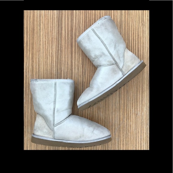 Ugg Gold Shimmer Classic Short Boots - Picture 6 of 9